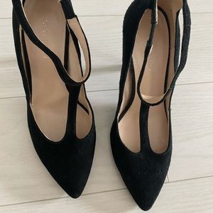 Nine West Black Suede Pumps